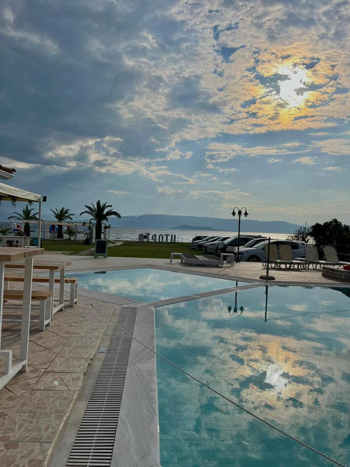 Umbrella Beach Apartments Kávos Dış mekan fotoğraf