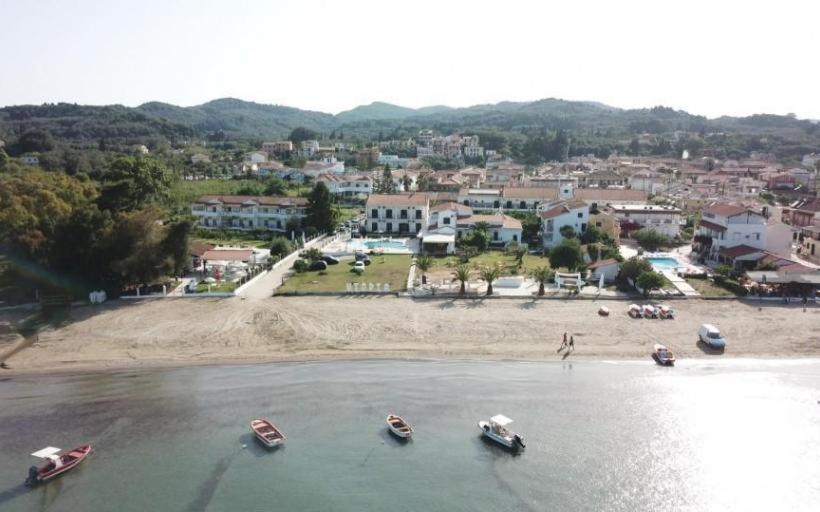 Umbrella Beach Apartments Kávos Dış mekan fotoğraf